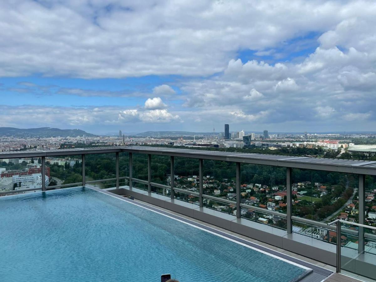 Апартаменты Exquisite Studio With Rooftop Pool Вена Экстерьер фото