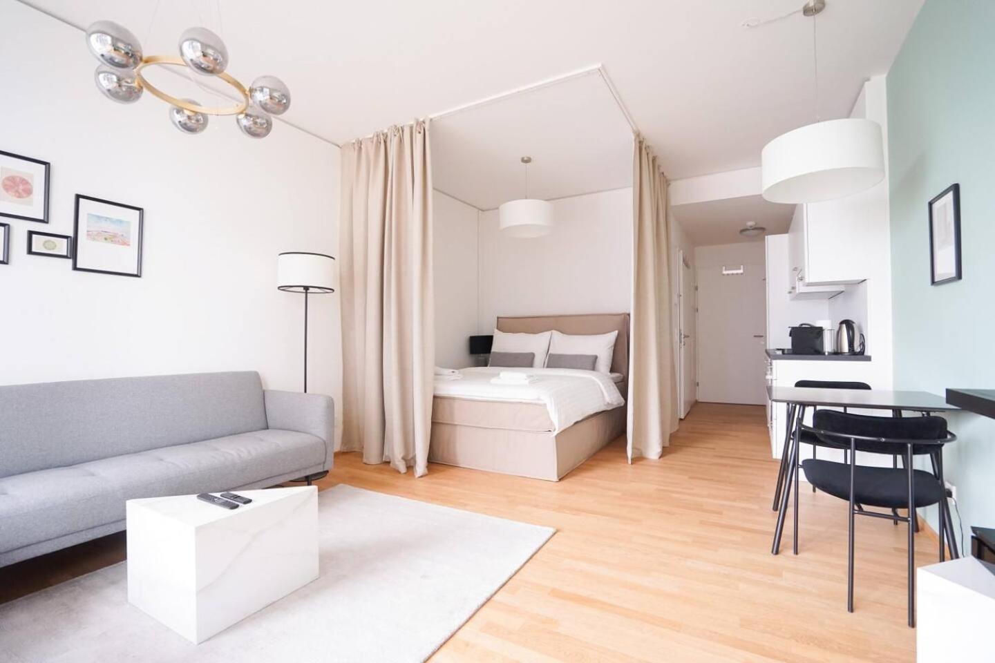 Апартаменты Exquisite Studio With Rooftop Pool Вена Экстерьер фото